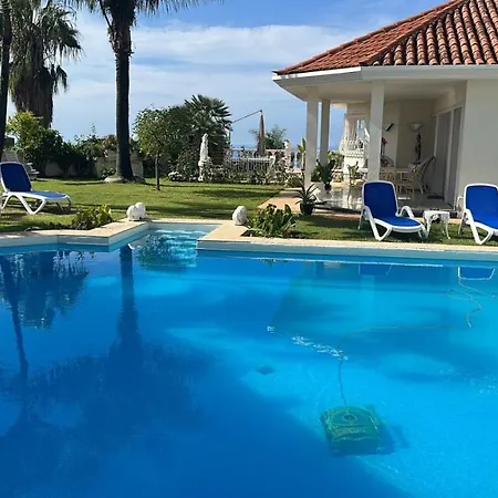 Villa Luxury In *